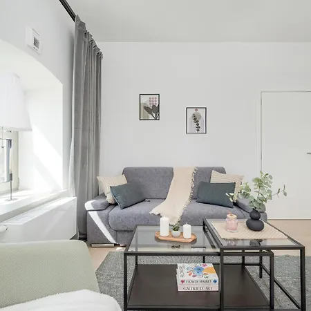 Apartment Staromlynska Near Wyspa Slodowa In By Renters *